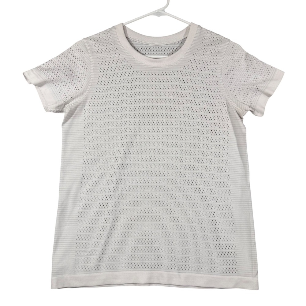 Lululemon Swiftly Tech SS 2.0 Women Size 6 White Mesh Seamless Athletic Shirt